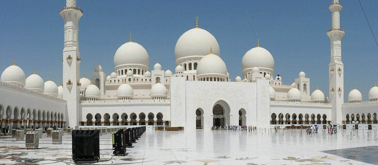 Абу-Даби и Дубай: посещение Объединенных Арабских Эмиратов весной