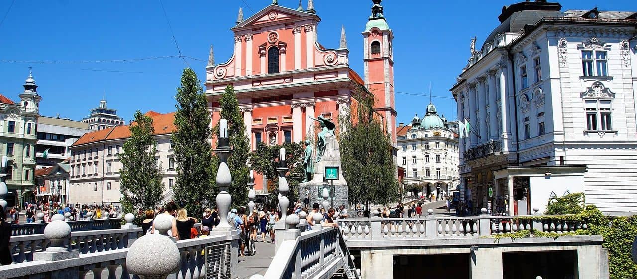 Словения вновь открыта для непривитых туристов 3