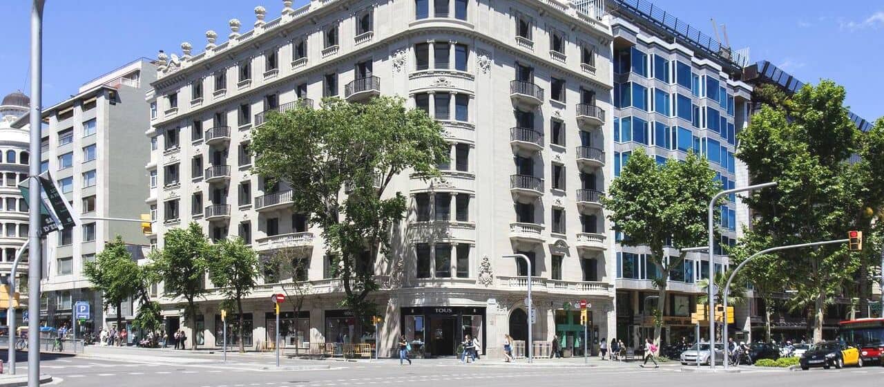 Роскошные апартаменты Casagrand в Барселоне предлагают искусную жизнь в лучшем виде