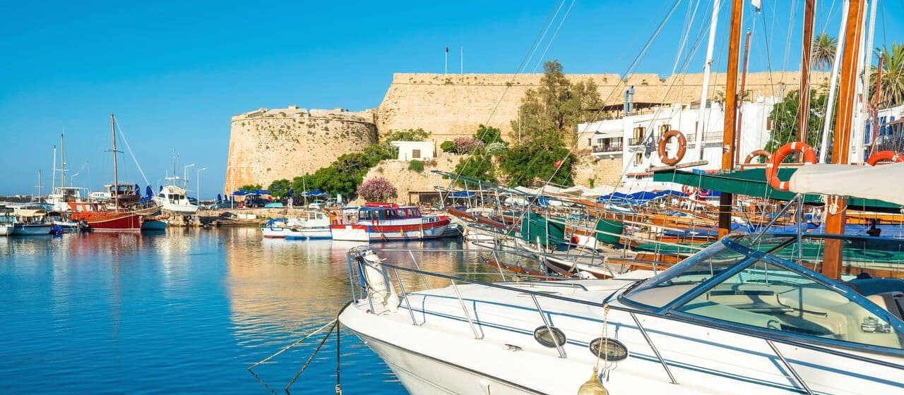 Девять лучших направлений для яхтинга в Средиземном море