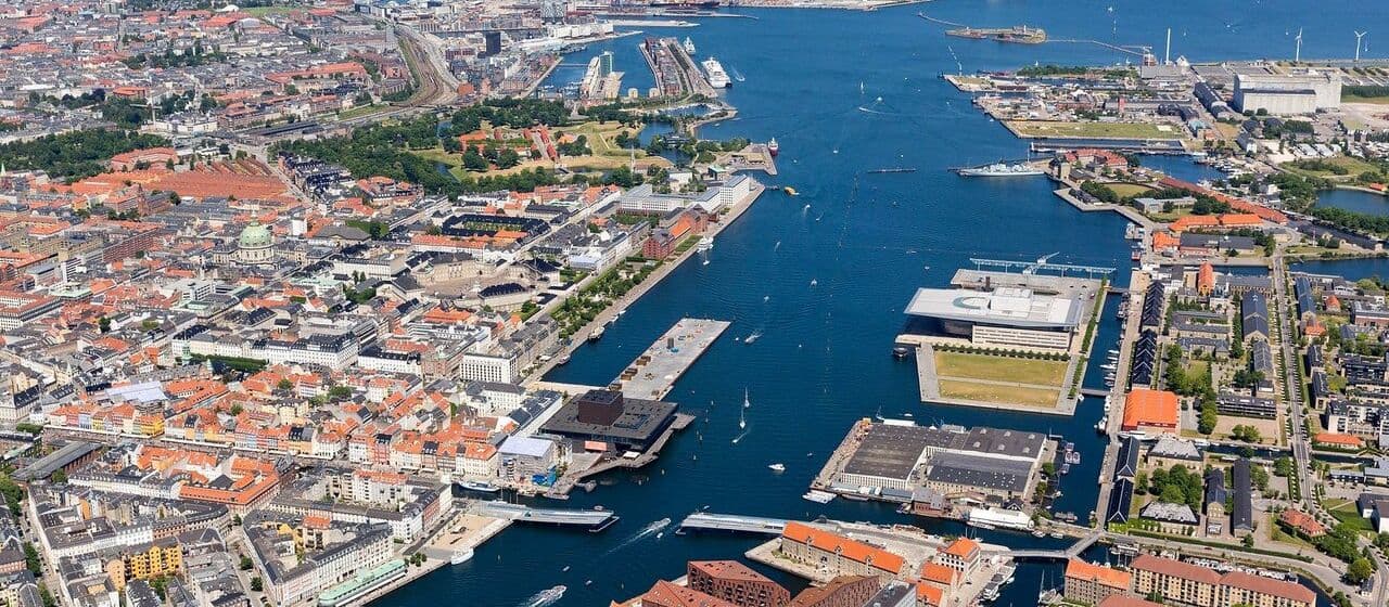 Бесплатные электрические автобусы между Ocean Quay и метро для гостей круиза в Копенгагене