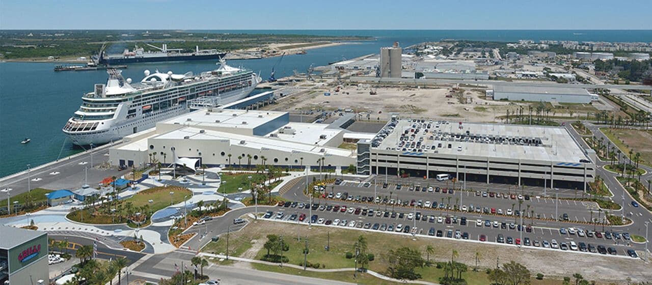Порт Канаверал планирует построить еще один круизный терминал по мере роста доходов