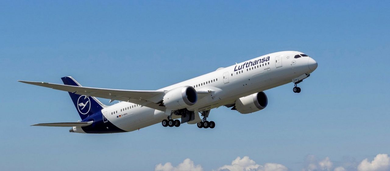 Lufthansa повышает качество питания бизнес-класса за счет эксклюзивных кулинарных изысков на дальнемагистральных рейсах
